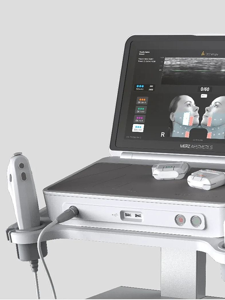 Aesthetic treatment device display and controls.